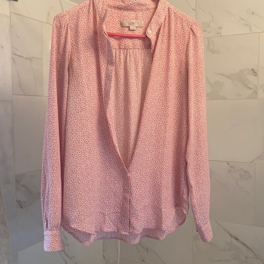 Pink Floral blouse Loft - Picture 2 of 4